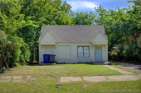 707 N Xanthus Ave, Tulsa, OK 74110