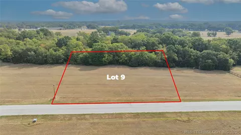 24168 W 3983 Dr, Bartlesville, OK 74006