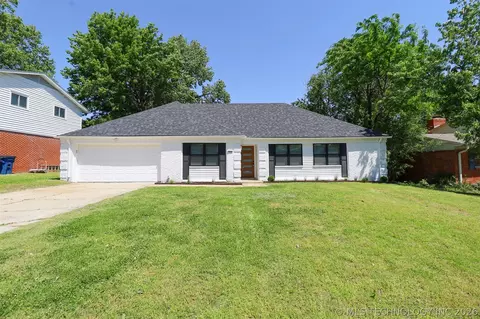 7037 E 58th Pl, Tulsa, OK 74145