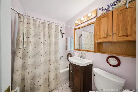 1240 E 32nd St, Tulsa, OK 74105 photo 18