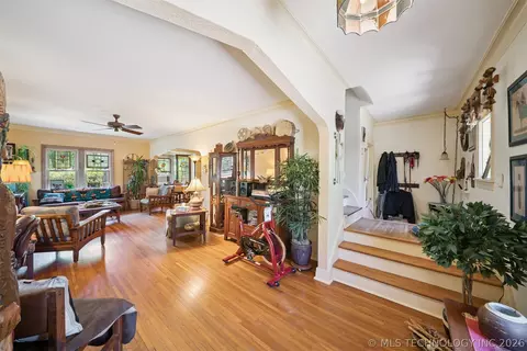 1240 E 32nd St, Tulsa, OK 74105 photo 4