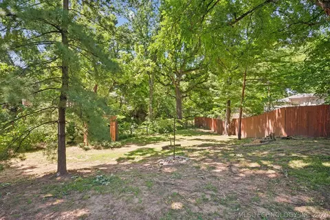 1240 E 32nd St, Tulsa, OK 74105 photo 24