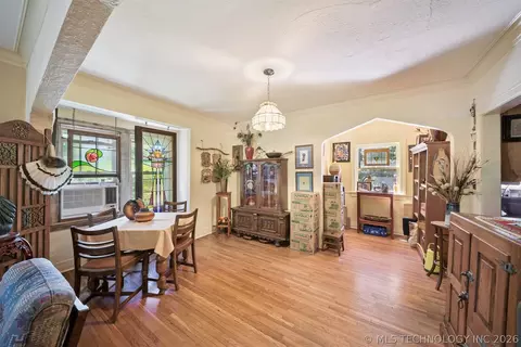 1240 E 32nd St, Tulsa, OK 74105 photo 8