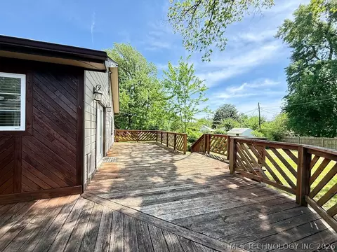 Exterior - 3408 E 4th Pl, Tulsa, OK 74112 photo 7 of 10