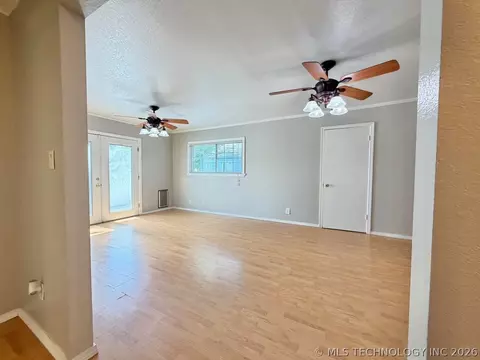 Living - 3408 E 4th Pl, Tulsa, OK 74112 photo 6 of 7