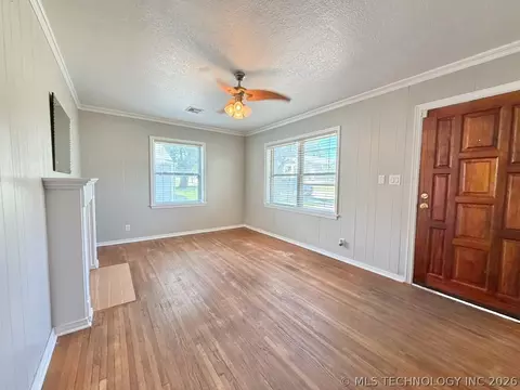 Living - 3408 E 4th Pl, Tulsa, OK 74112 photo 2 of 7