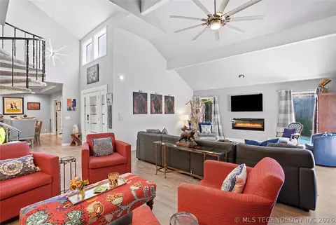 Living - 3733 E 64th Pl, Tulsa, OK 74136 photo 4 of 6