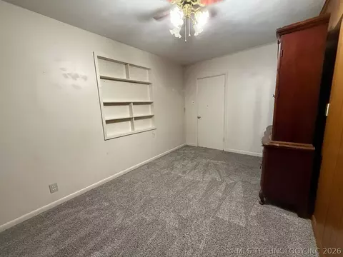 Bedroom - 1445 E Oak St, Cushing, OK 74023 photo 1 of 4