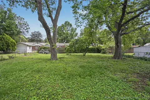 1448 E 52nd Pl, Tulsa, OK 74105 photo 24