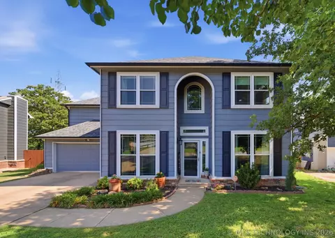 6808 Silver Oak Dr, Tulsa, OK 74107