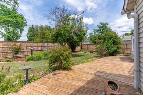 Exterior - 1945 E 35th Pl, Tulsa, OK 74105 photo 5 of 11