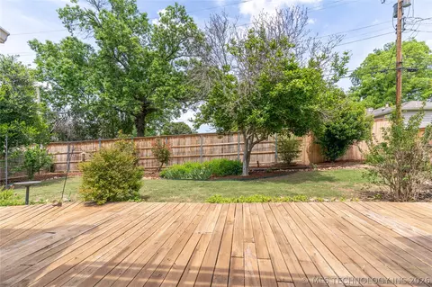 Exterior - 1945 E 35th Pl, Tulsa, OK 74105 photo 3 of 11