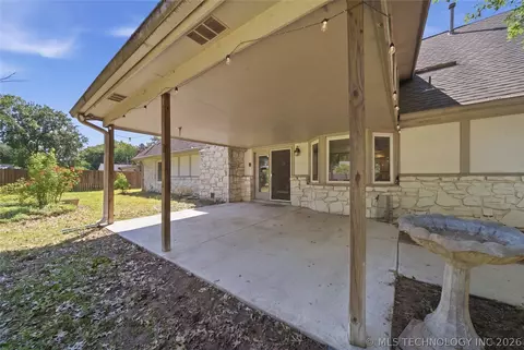 Exterior - 5717 E 97th Pl S, Tulsa, OK 74137 photo 6 of 8