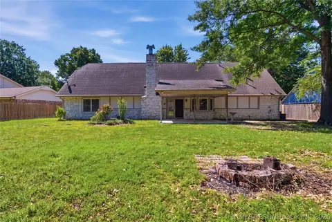Exterior - 5717 E 97th Pl S, Tulsa, OK 74137 photo 4 of 8