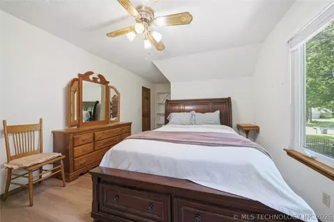 Bedroom - 5717 E 97th Pl S, Tulsa, OK 74137 photo 6 of 6
