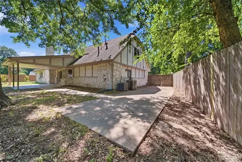 Exterior - 5717 E 97th Pl S, Tulsa, OK 74137 photo 7 of 8