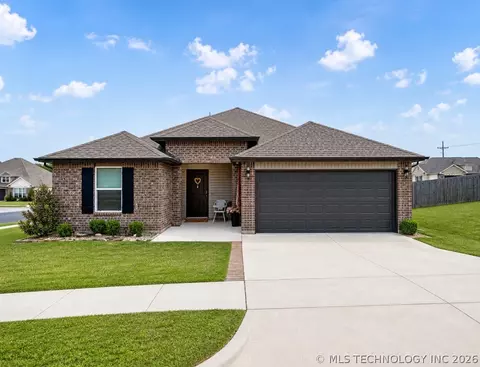 3013 Blake Cir, Bartlesville, OK 74006