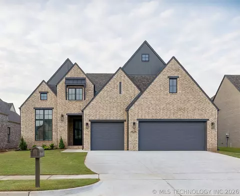 5820 E 127th St S, Bixby, OK 74008