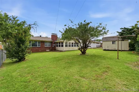 Exterior - 5355 E 27th Pl, Tulsa, OK 74114 photo 3 of 5