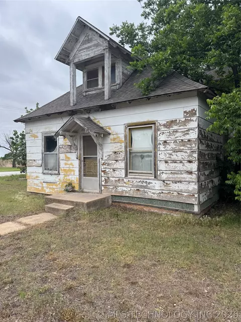 206 Comanche St, Garber, OK 73738