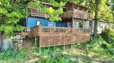 63730 E 240 Rd, Wyandotte, OK 74370