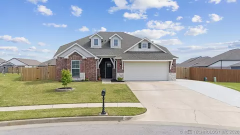 13010 E 124th Ct N, Collinsville, OK 74021