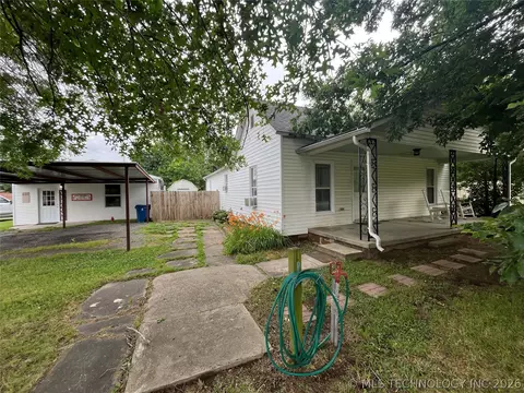 610 W Washington Ave, Krebs, OK 74554