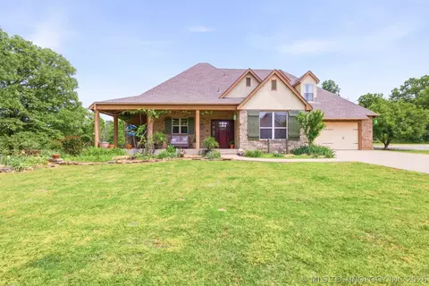 19405 S Champ Johnson Rd, Bixby, OK 74008