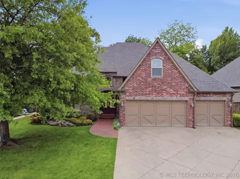 7726 S Indian Ave, Tulsa, OK 74132