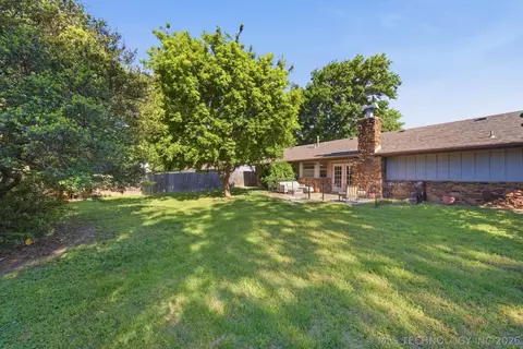 Exterior - 7342 E 75th St, Tulsa, OK 74133 photo 5 of 5