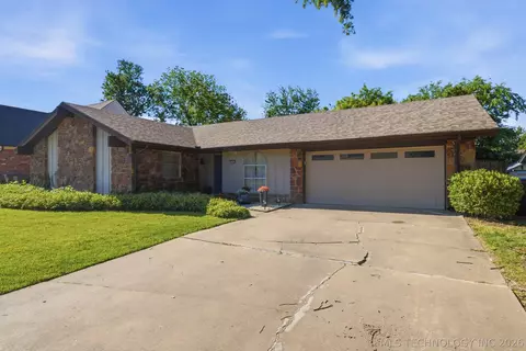 Exterior - 7342 E 75th St, Tulsa, OK 74133 photo 2 of 5