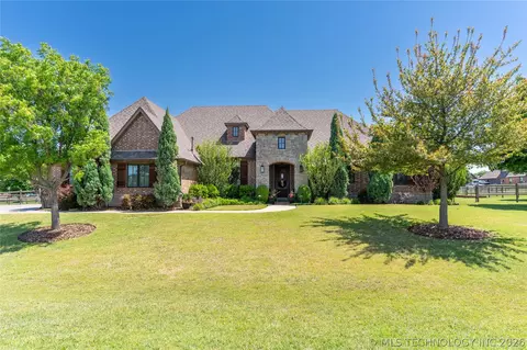 6957 N 195th East Ave, Owasso, OK 74055