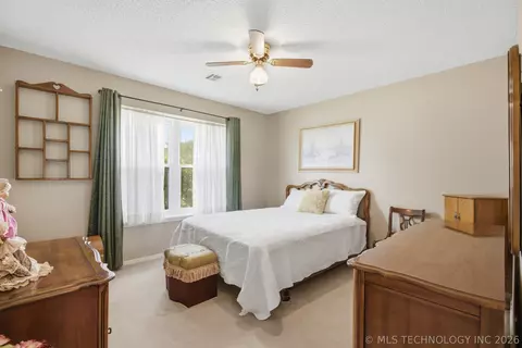 Bedroom - 25826 E 93rd St, Broken Arrow, OK 74014 photo 2 of 3
