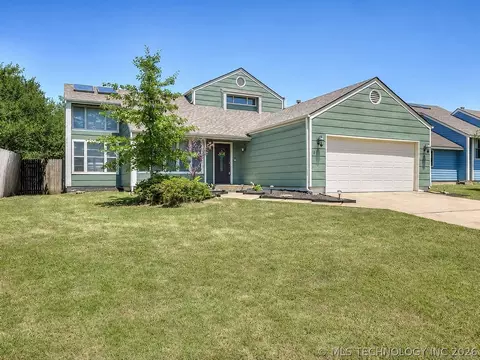 6417 E 93rd Pl, Tulsa, OK 74137