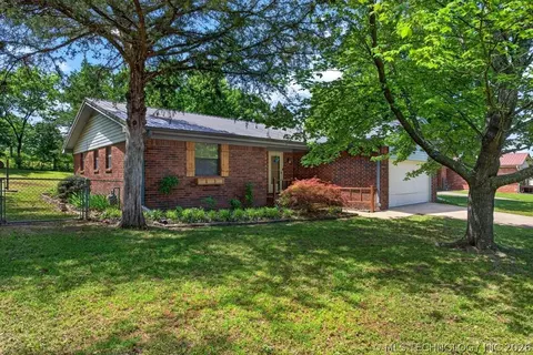 104 Trayce St, Poteau, OK 74953
