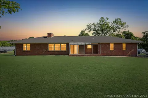 4620 E Texaco Rd, Cushing, OK 74023