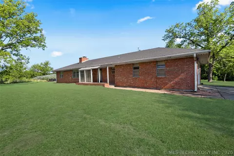 4620 E Texaco Rd, Cushing, OK 74023