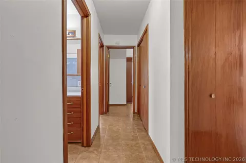 Entry Way - 4620 E Texaco Rd, Cushing, OK 74023 photo 1 of 1