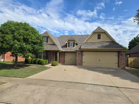 15611 E 91st St N, Owasso, OK 74055