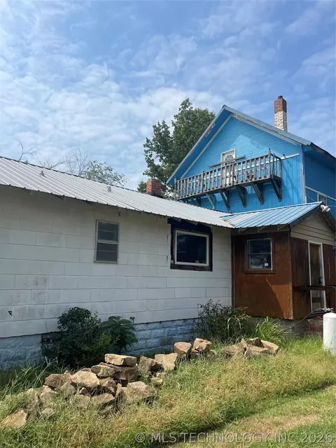 Exterior - 3714 Eseco, Cushing, OK 74023 photo 4 of 8