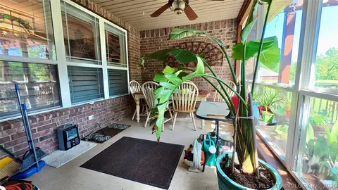 Exterior - 418970 E 1152 Rd, Checotah, OK 74426 photo 5 of 25