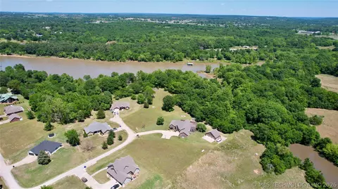 View/Area - 418970 E 1152 Rd, Checotah, OK 74426 photo 7 of 17