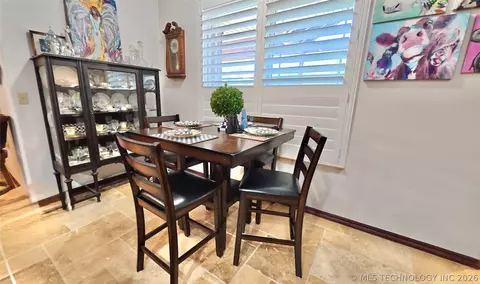Dining - 418970 E 1152 Rd, Checotah, OK 74426 photo 1 of 2