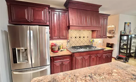 Kitchen - 418970 E 1152 Rd, Checotah, OK 74426 photo 2 of 7