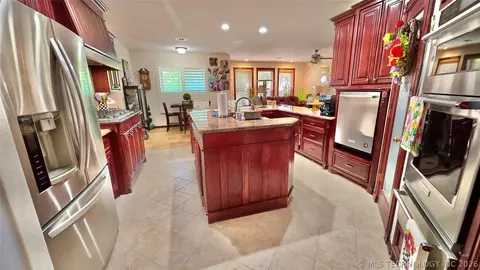 Kitchen - 418970 E 1152 Rd, Checotah, OK 74426 photo 1 of 7