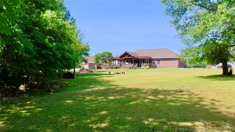 Exterior - 418970 E 1152 Rd, Checotah, OK 74426 photo 19 of 25