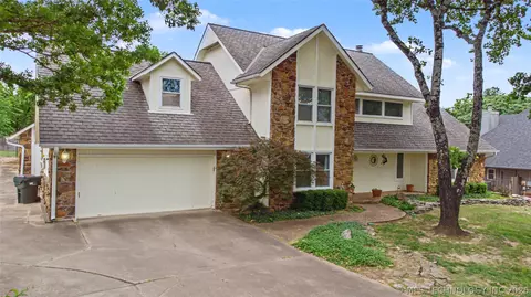 521 Pioneer Rd, Sapulpa, OK 74066
