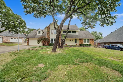 521 Pioneer Rd, Sapulpa, OK 74066