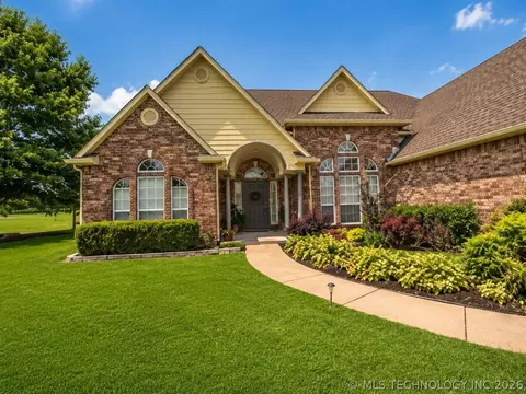 12512 N 165th East Ave, Collinsville, OK 74021