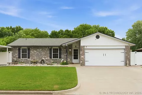 578 E 138th Pl, Glenpool, OK 74033
